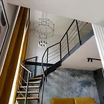 Chic - Cozy And Stylish - Center - Jp33 Breslavia